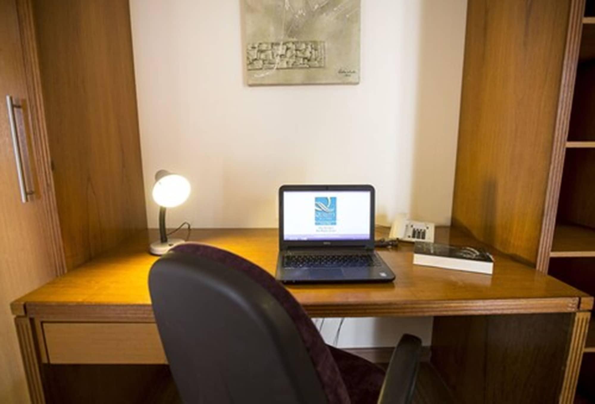 Quality Suites Vila Olimpia Sao Paulo Bagian luar foto
